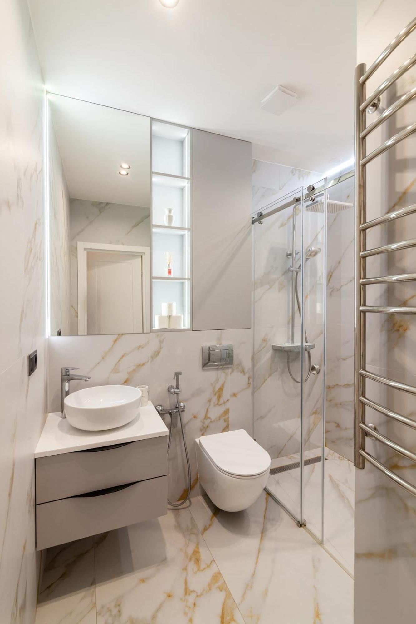 Leogrand Jacuzzi On Malaniuka 2 Appartement Lviv Buitenkant foto